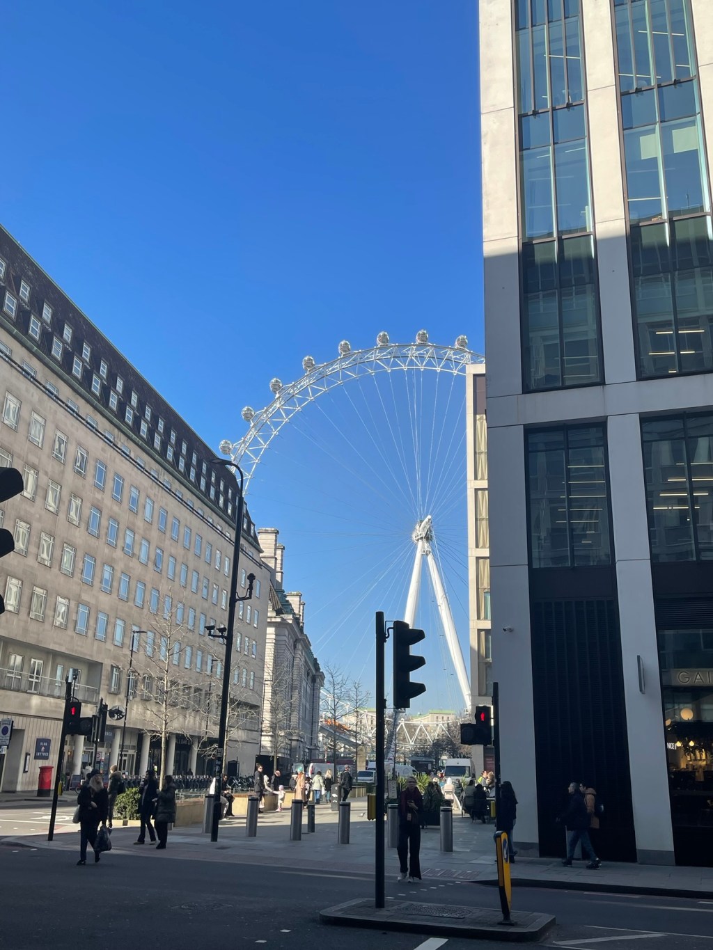 Comparing Market Access Policies for MedTech in China and the UK: From UDI Systems to Regulatory&nbsp;Transitions